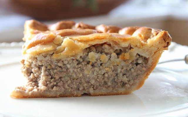 Пирог на кефире с мясом